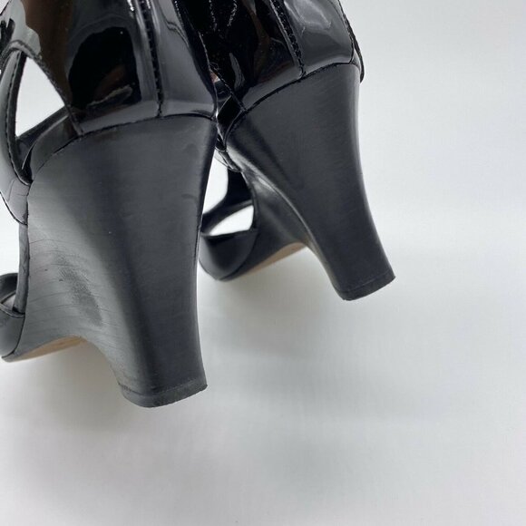 CIRCA Joan & David Black Patent Sandals - Picture 6 of 12